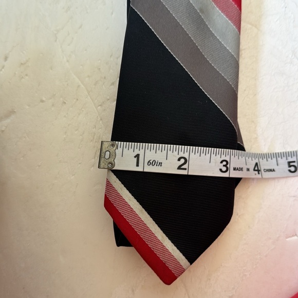 Vintage Christian Dior tie - Picture 8 of 8